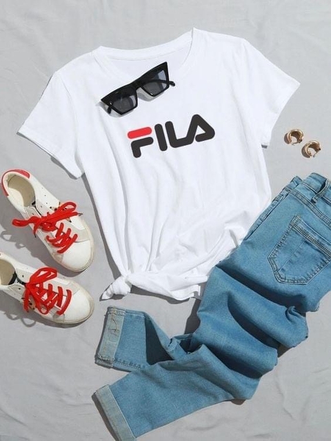 Remera fila blanca