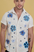 Camisa Flores 3D linho bordada à mão