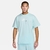 Camiseta Nike Sportswear M90 em azul claro, modelagem solta, com logo da Nike estampado no peito.