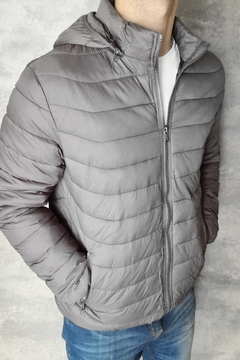 Campera tipo UNIQLO gris - comprar online