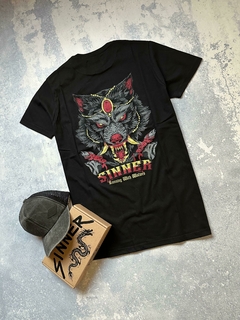 Remera "Wolves" - SINNER CLOTHING
