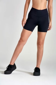 SHORT LARULP LINA GO BASIC FIT PRETO