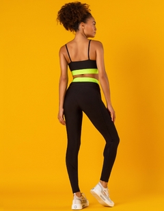 TOP HELA - 026207 - C0002 - PRETO VESTEM - BE Fitness store