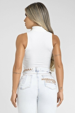 BLUSA CANELADA PREMIUM 7924 BRANCA MARIA GUEIXA - comprar online