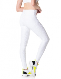 LEGGING FUSO FEARLESS - 026660 - C0001 - BRANCO VESTEM - comprar online