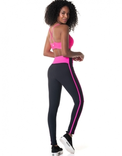 LEGGING FUSO YOGA - 026712 - C0002 - PRETO VESTEM - comprar online