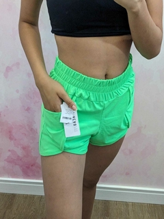 SHORTS FITNESS DE CORRIDA VERDE NEON COD 9173 - comprar online