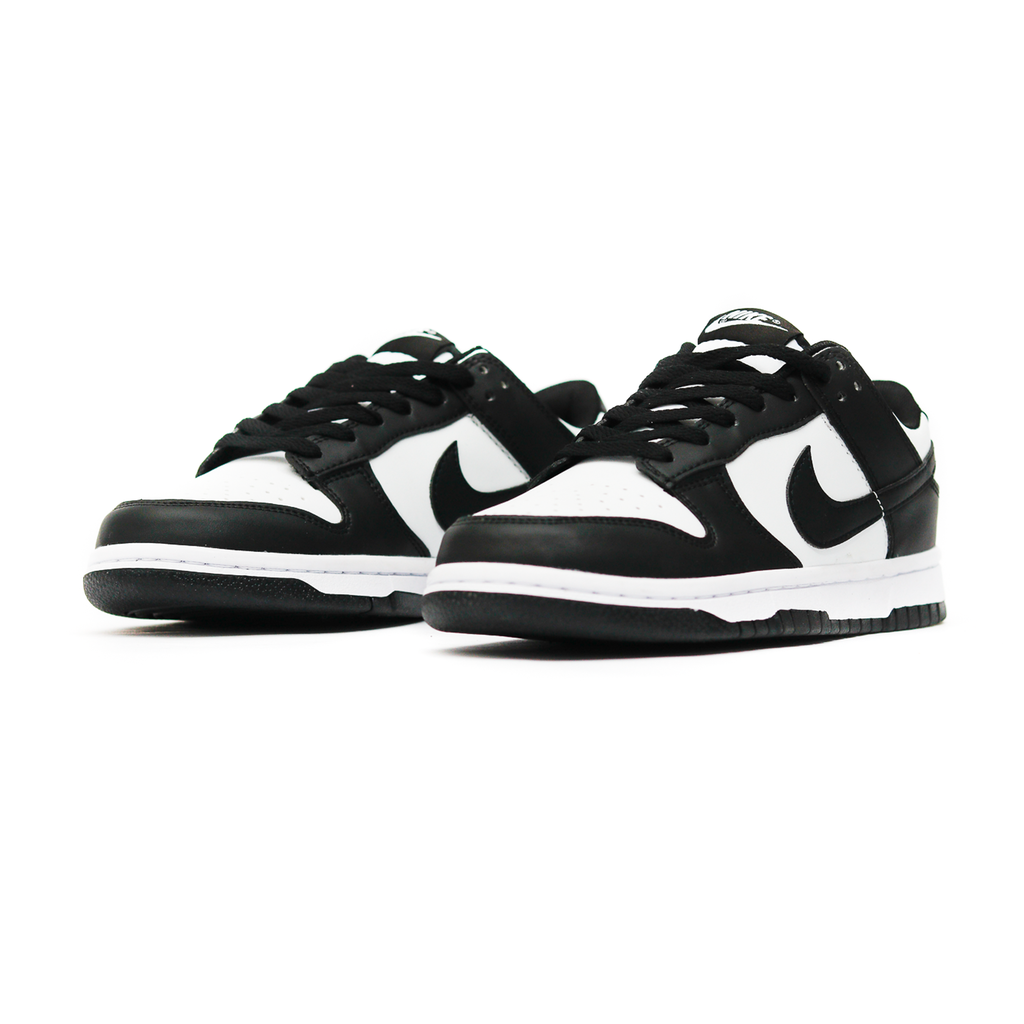 Nike dunk low negras deals