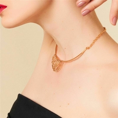 CHOKER ARO DETALHE VOLTINHAS DOURADO