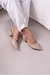 Scarpin Decote V Regulador Lateral Nude Cod 313 - comprar online