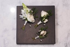 Botonier - Flores para el Traje del Novio y Padrinos - tienda online