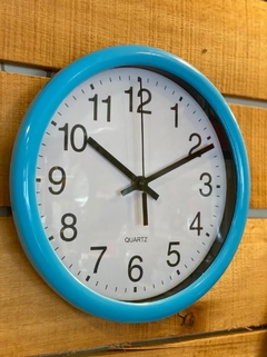 Reloj Moderno Plastico