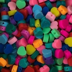 Entremeio de Fimo 10mm (15pçs) Corações Coloridos