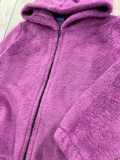 Campera Laura violeta en internet
