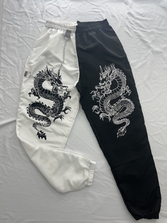 Calça Dragão Due branco e preto estilo moda blogueira