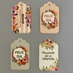 PACK x 15 WINCOTAGS FELIZ DIA FLOWERS