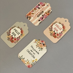 PACK x 15 WINCOTAGS FELIZ DIA FLOWERS - comprar online