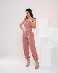 Conjunto Calça Jogger + Cropped com Aplicações - Rosé (Veste 38/40) - comprar online