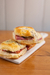 Sándwich pastrón con pepinillos (chico) - comprar online