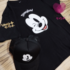 Combo Mickey Remera + botella + gorra en internet