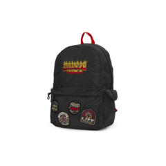 MOCHILA STRANGER THINGS "MOOVING"