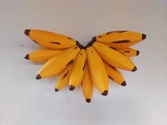 Penca de Banana Amarela em Madeira