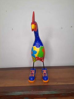 Casal Galo 48 cm e Galinha 40 cm de Sapatos em Madeira Azul Escuro e Vermelho - loja online