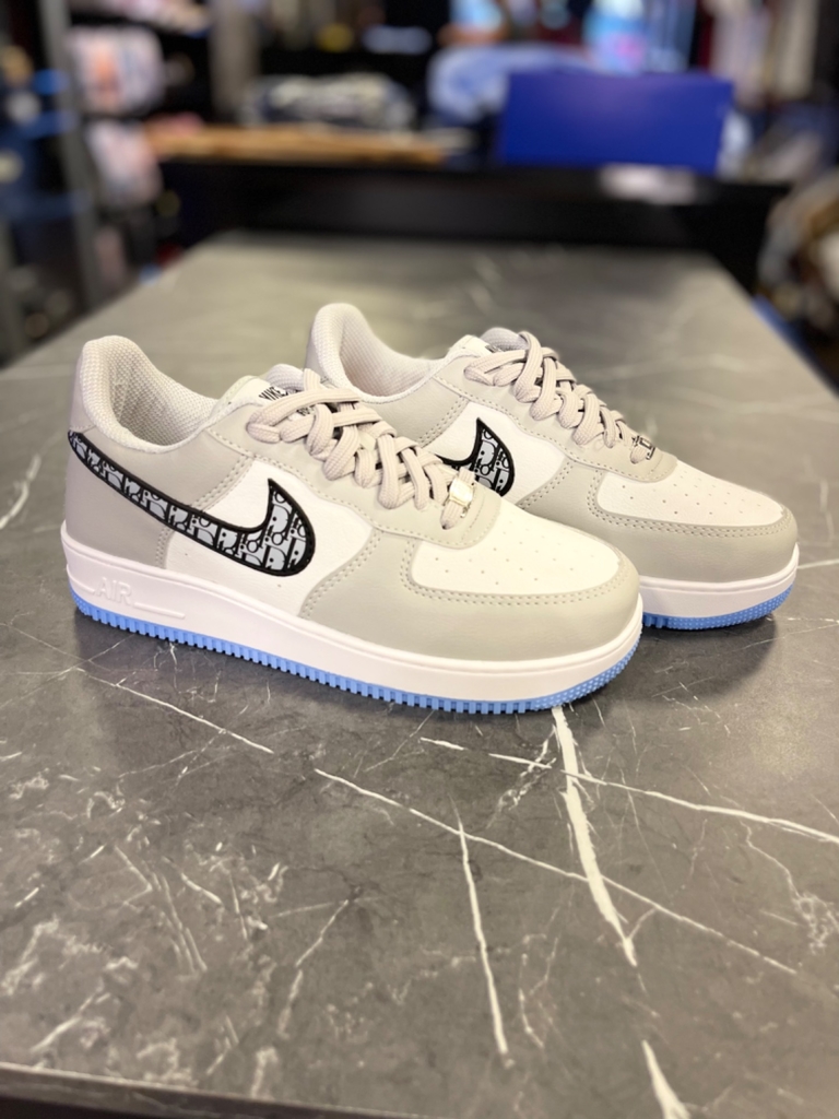 TENIS NIKE AIR FORCE BRANCO DIOR - Trizone Outlet