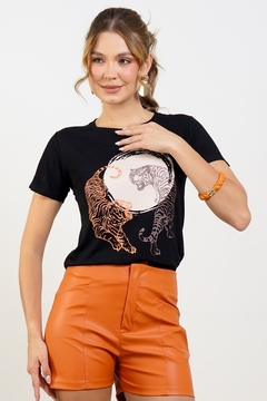 T Shirt Lunar Tiger na internet