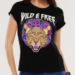 T-Shirt Wild & Free na internet