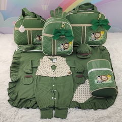 KIT BOLSA MATERNIDADE 5 P SAFARI VERDE MILITAR + SAIDA MATERNIDADE MENINO