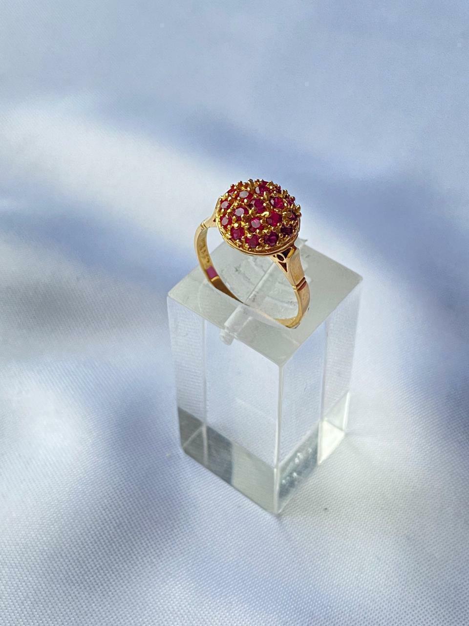 Anillo Frutilla grande Oro 18 K