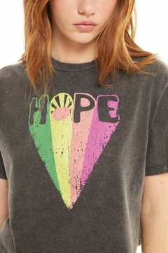 REMERA HOPE RIE - comprar online