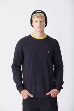 SOLID LAMBSWOOL CREW PENGUIN - comprar online