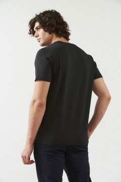 REMERA SUPER LOGO BENSIMON en internet