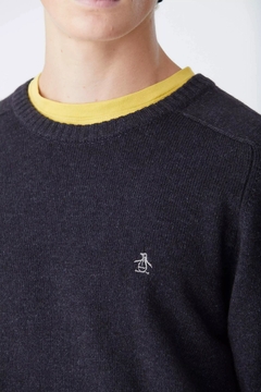 SOLID LAMBSWOOL CREW PENGUIN en internet