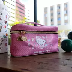 Necessaire Hello Kitty by Klass Vough – Estampada, Pink, Compacta e Funcional — KCHK-05P - Makes in Recife