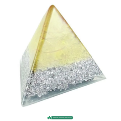 Pirámide Tetraédrica Chica Amarilla Cristal De Citrino - comprar online