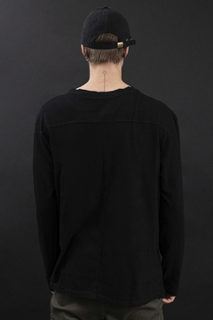 REMERA HENLEY M/L NEGRO - comprar online