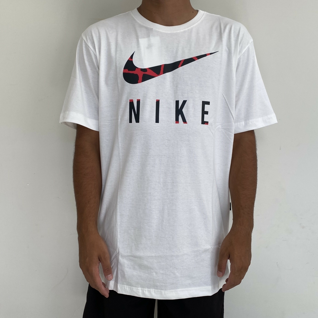 Camiseta Nike Camaleão Branca - Corre de Londrina