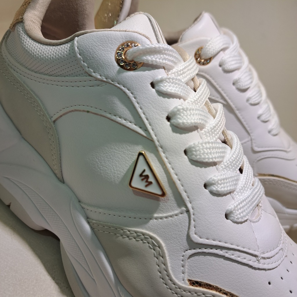 Zapatillas Urbanas Via Marte 140.004.04 con Estilo