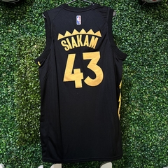 CAMISETA TORONTO 43 ( NEGRA CON DORADO ) REPLIC. EXACTA - comprar online