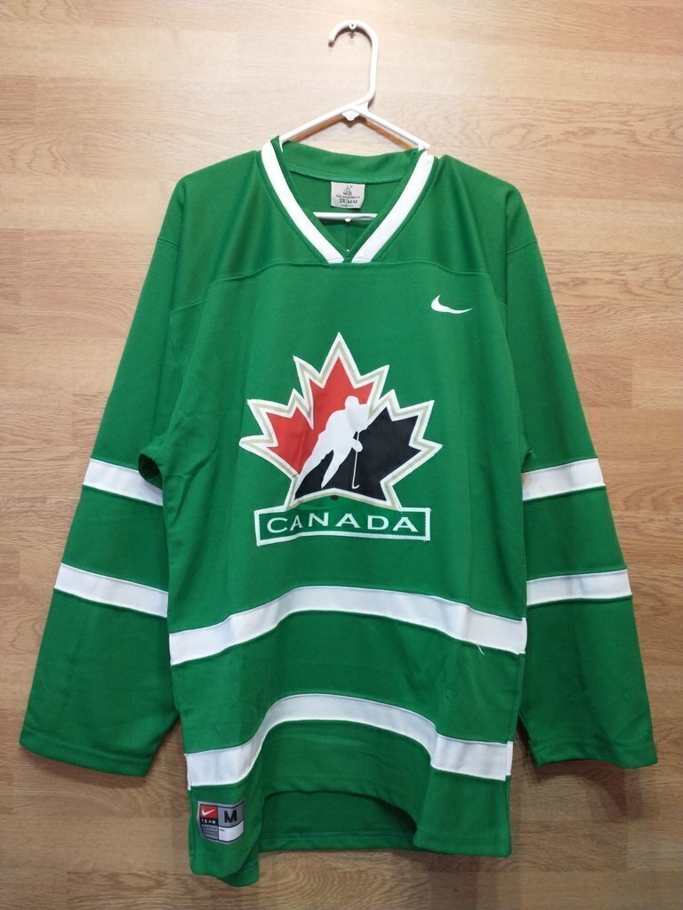 Buzo camiseta Canada hockey nike talle M K36 -