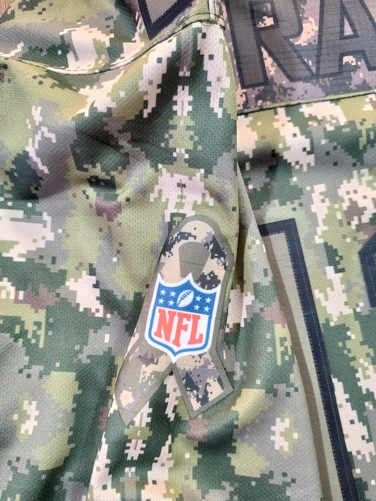 Salute to service brady deals jersey