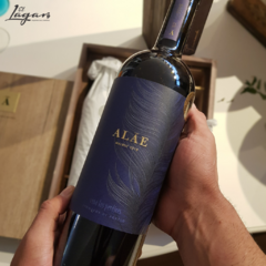 Caja Madera Las Perdices ALAE Malbec 2019 750cc (x3 botellas) en internet