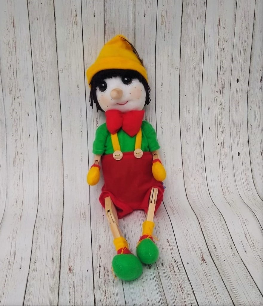 Pinocho a Muneco de Madera y Tela 1 Metro