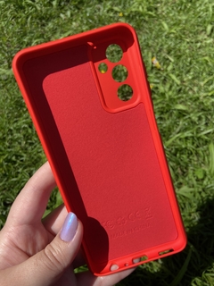 Case Veludo - Motorola G52 / G82 - Com proteção na câmera - Vermelho - comprar online