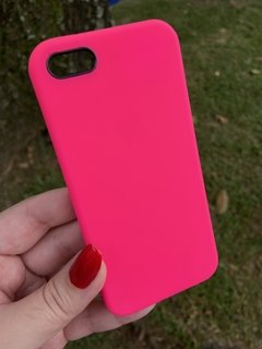 Silicone Case - iPhone 5 / iPhone 5s / iPhone SE - Aberta Embaixo - Pink
