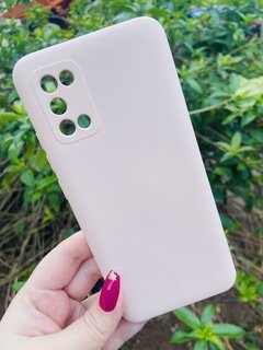 Case Veludo - Samsung A02 S - Com proteção na câmera - Nude