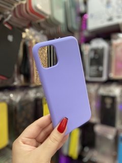 Silicone Case - iPhone 11 Pro Max - Lisa - Fechada Embaixo